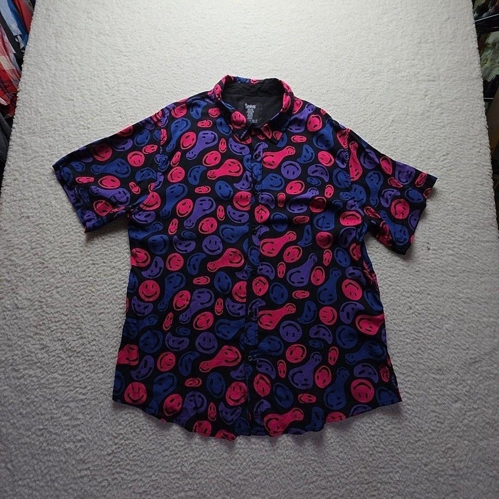 Spencer's Shirt Mens XL Multicolor Smiley Face Short Sleeve Button-Up Casual